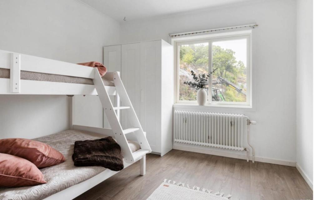 Cheerful Three Room Villa At Stroemstad City Center エクステリア 写真