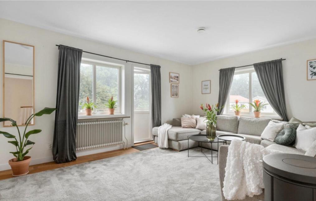 Cheerful Three Room Villa At Stroemstad City Center エクステリア 写真